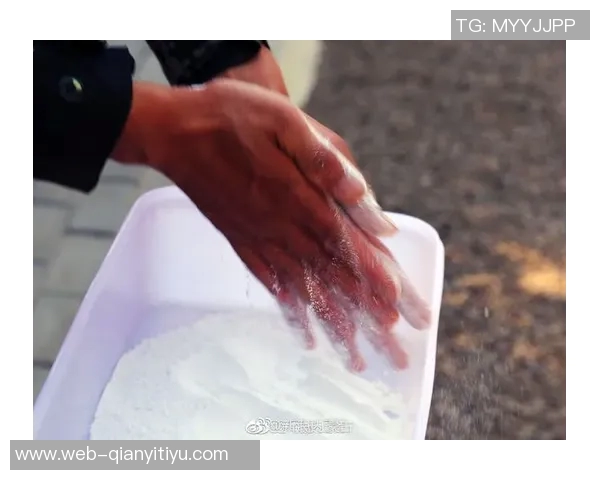 邓罗创立基金会以助精神分裂患者为使命追忆哥哥的悲剧故事